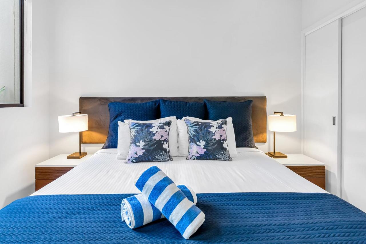 Elysium Private Apartments Triton By The Sea Palm Cove Esterno foto