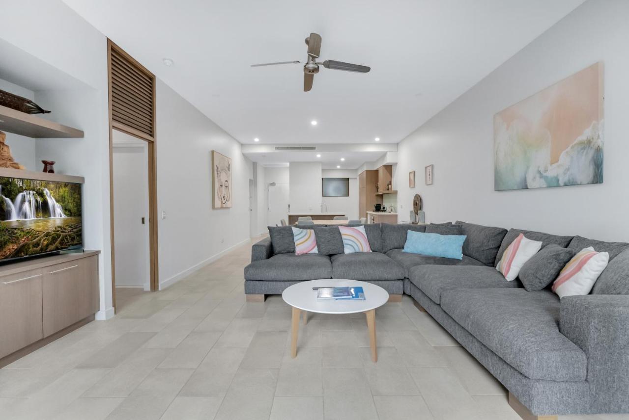 Elysium Private Apartments Triton By The Sea Palm Cove Esterno foto