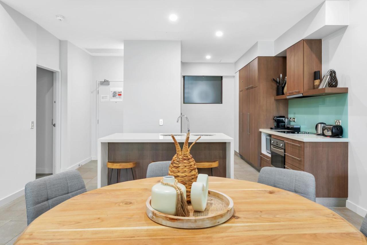 Elysium Private Apartments Triton By The Sea Palm Cove Esterno foto