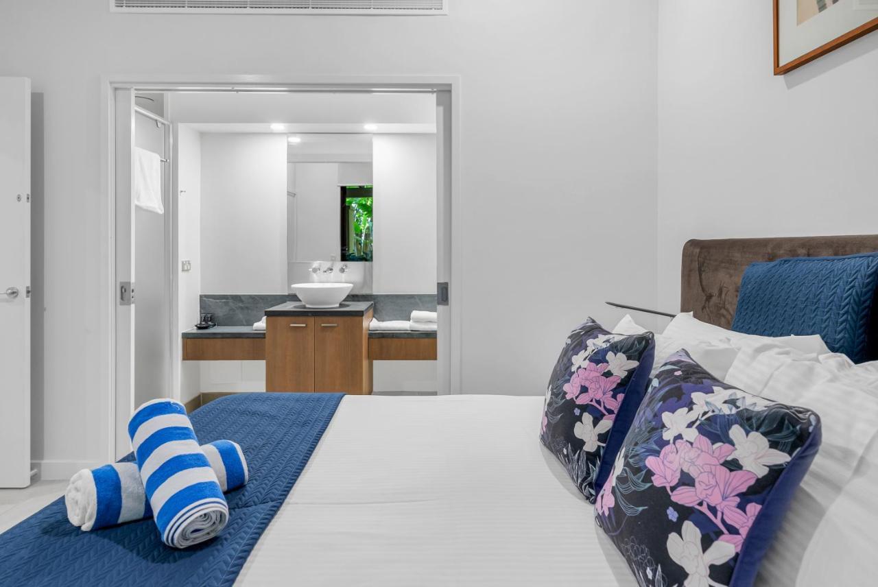 Elysium Private Apartments Triton By The Sea Palm Cove Esterno foto