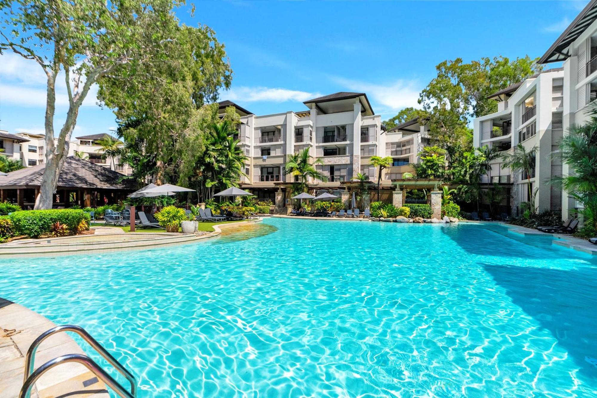 Elysium Private Apartments Triton By The Sea Palm Cove Esterno foto