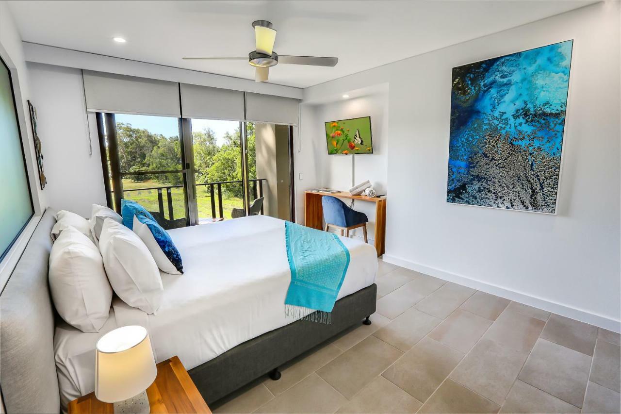 Elysium Private Apartments Triton By The Sea Palm Cove Esterno foto